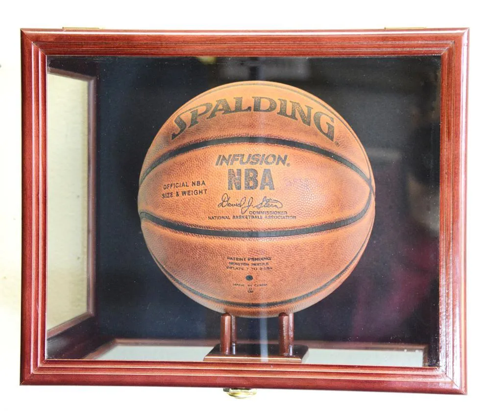 Basketball Display Case (Wall Mounting/Free Standing)