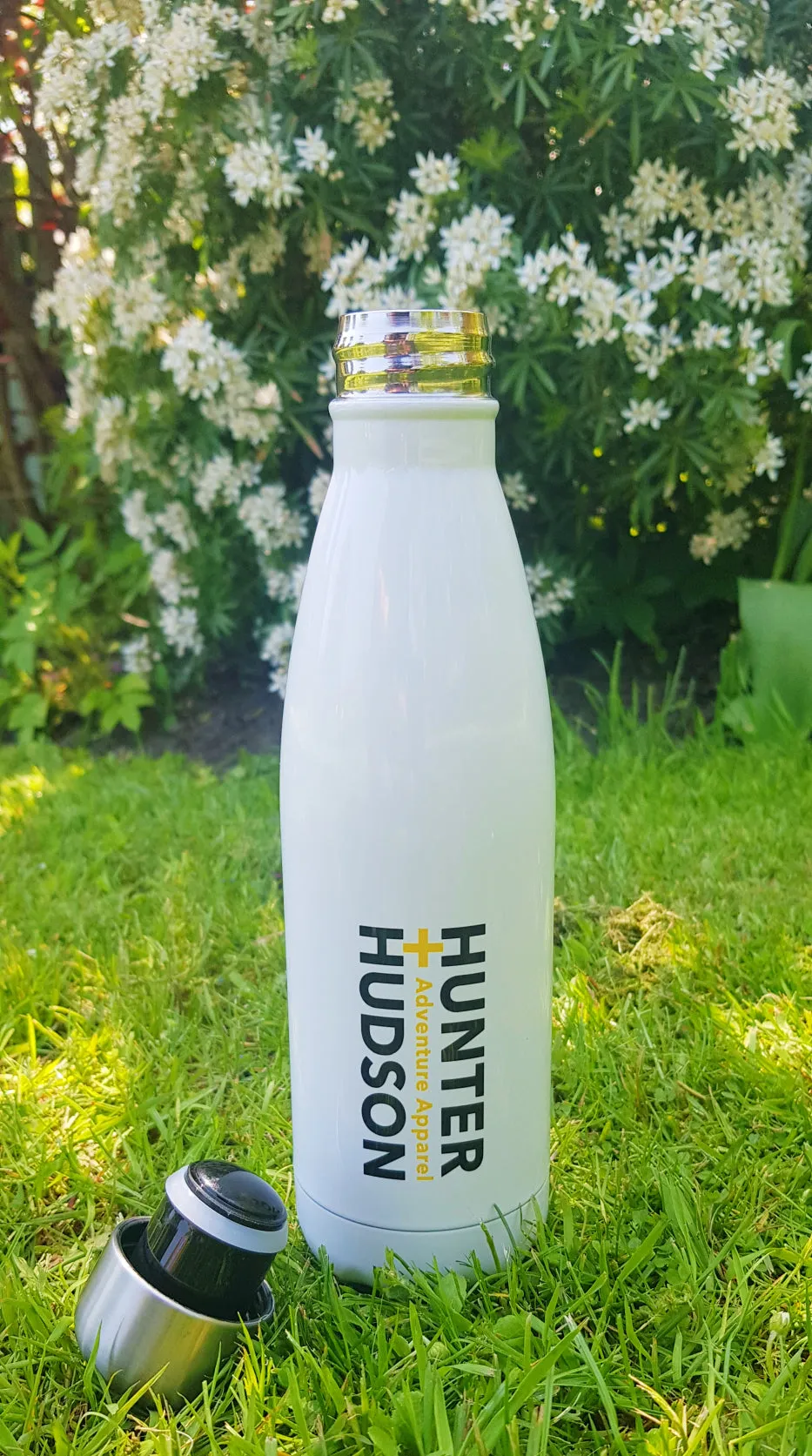 H H 500ml Insulated Water Bottle BPA Free, Leak-Proof in White