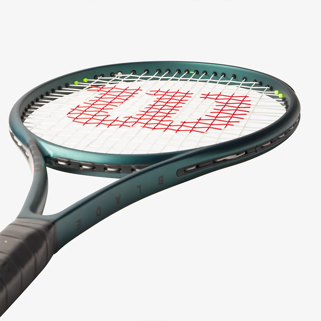 Wilson Blade v9 100l Tennis Racket